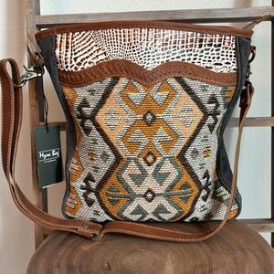 Seneca Falls Shoulder Bag